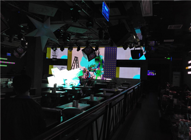 Bar personalized LED display solution
